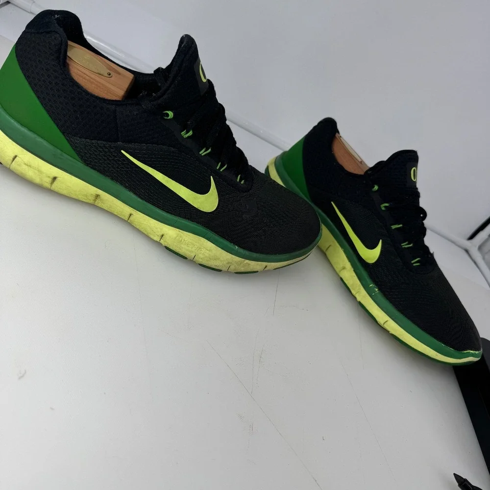 Nike Free Trainer V7 Men 10.5 Oregon Ducks Week Zero Black Apple Green Shoes